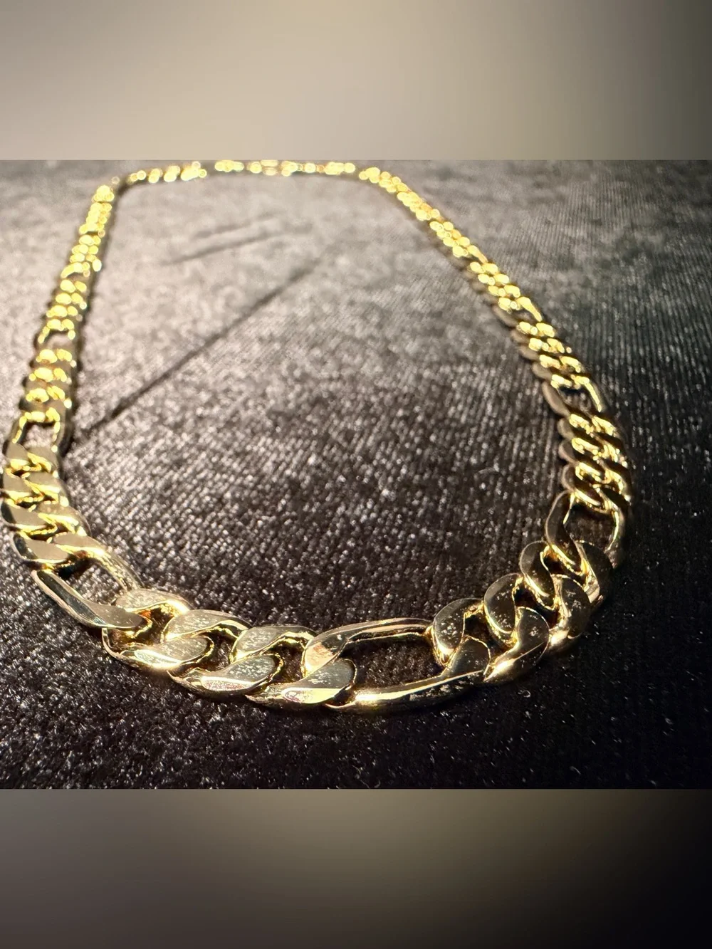 Figaro 20in 8.5MM 14K Stamped Gold Filled Necklace. Get noticed! Brand New.